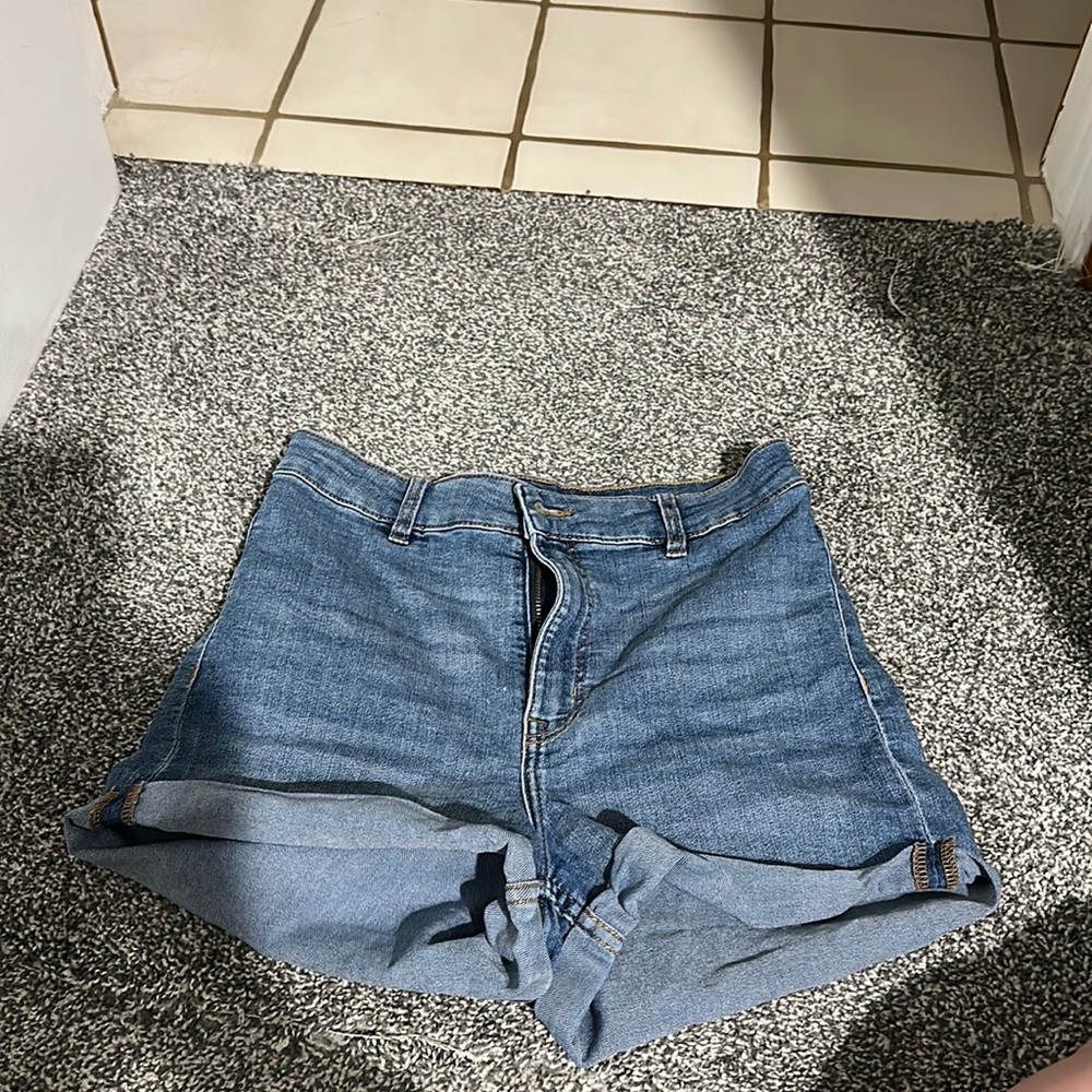 H&M shorts